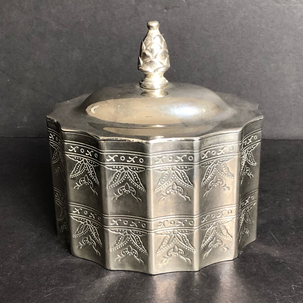 Vintage 1991 Godinger Silver Plated Velvet Lined Jewelry/ Trinket Box & Lid